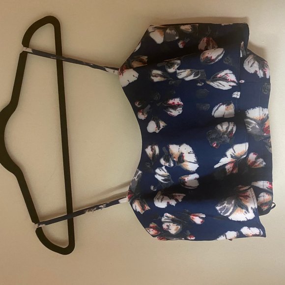 Two piece set. pant and top - Picture 3 of 4